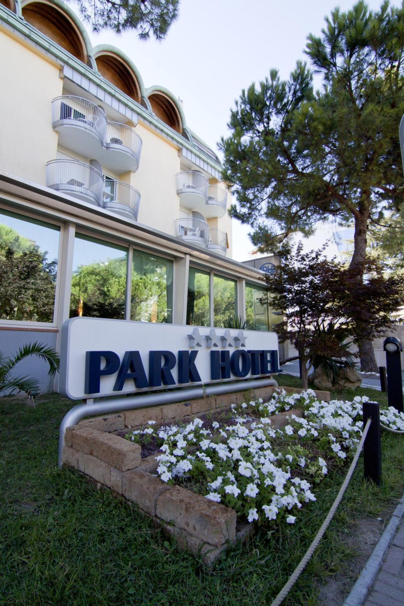 Park Hotel Lignano Sabbiadoro Extérieur photo